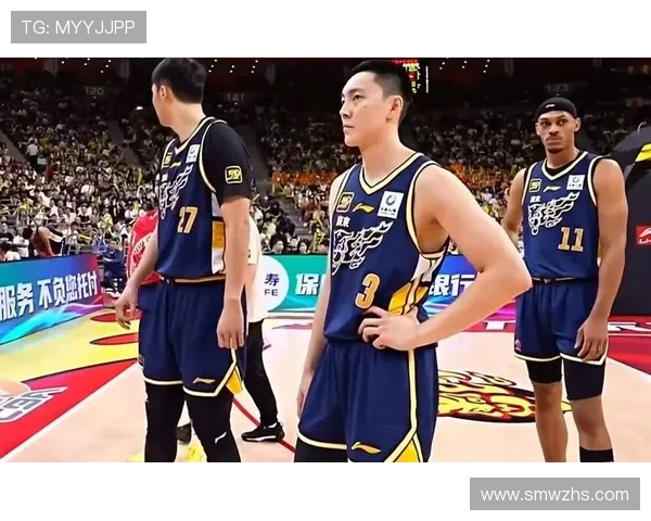 北京篮球队在城市联赛中以63分稳居积分榜首位，展现强劲实力